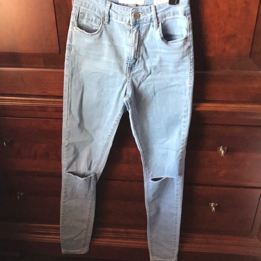 BULLHEAD denim co skinny distressed jeans